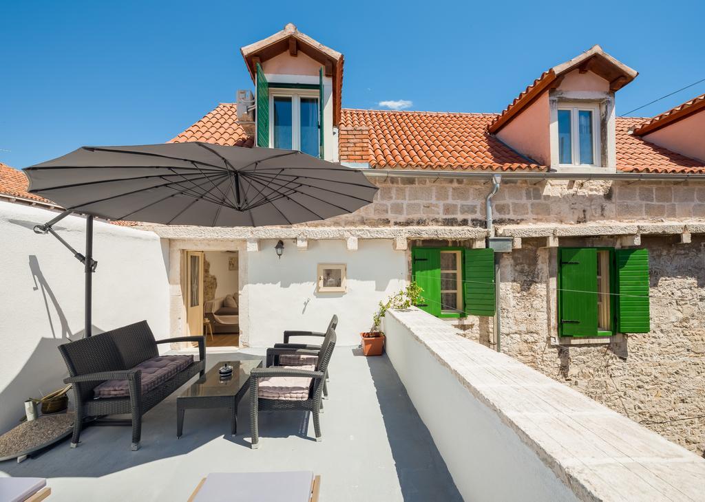 Cindro Apartment With Terrace Split Buitenkant foto